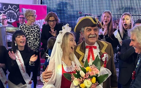 Il 22 febbraio, Bicciolani e Bele Majin si uniscono per i 150 anni della maschera vercellese