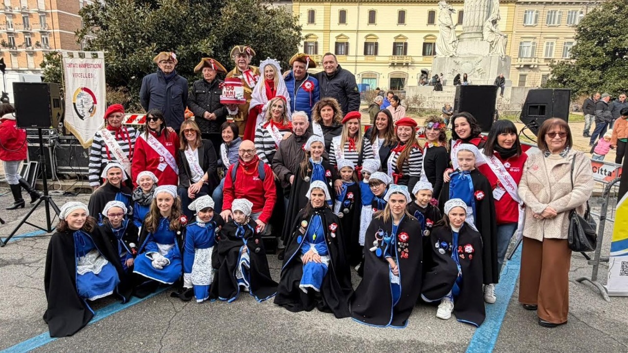 Il Carnevale 2026 di Vercelli premia Canadà e Cappuccini