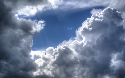 Sole venerdì 27 febbraio, weekend nuvoloso in arrivo