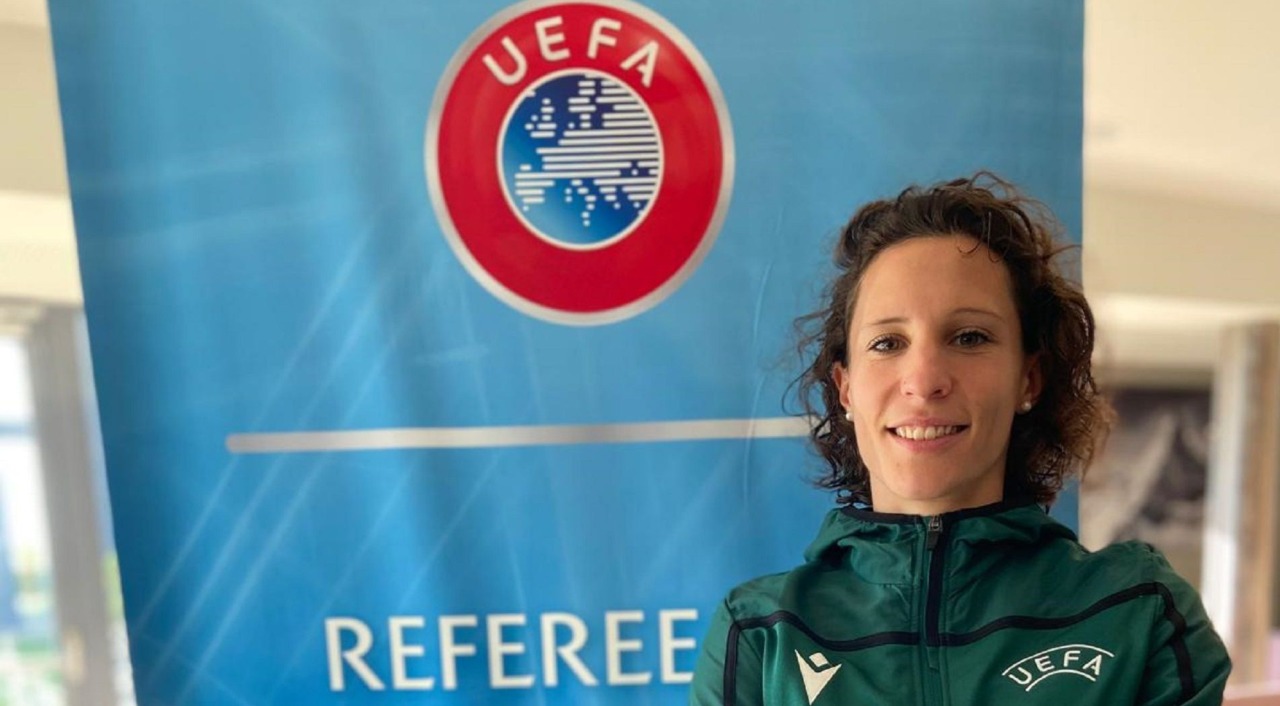 Arbitra Silvia Gasperotti la sfida Triestina-Pro Vercelli