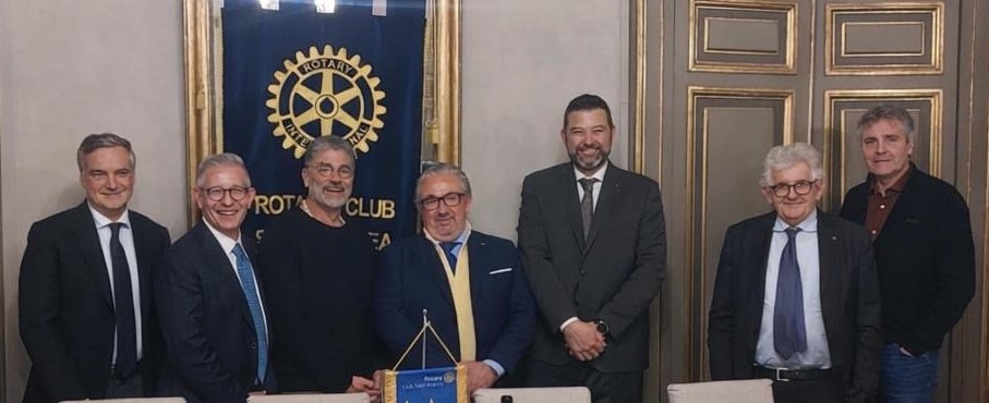Francesco Brugnetta presenta “Lavorare con l’acqua” al Rotary Club Sant’Andrea