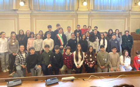 Inizia il mandato del nuovo Consiglio comunale dei ragazzi di Vercelli