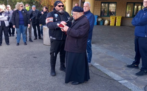 La Motobenedizione 2026 a Pezzana: un successo di partecipazione e condivisione