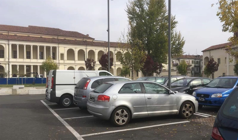 Regolamentazione degli accessi a Vercellae Hospitales in piazza Antico Ospedale