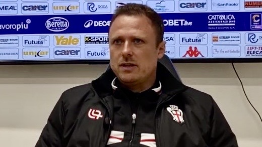 Santoni dopo Renate-Pro Vercelli 2-1: “Pagato il dazio a fisicità e esperienza. Ma l’anno prossimo…”