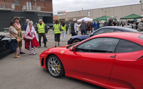 Supercar e festa di beneficenza: AOP raggiunge l’obiettivo