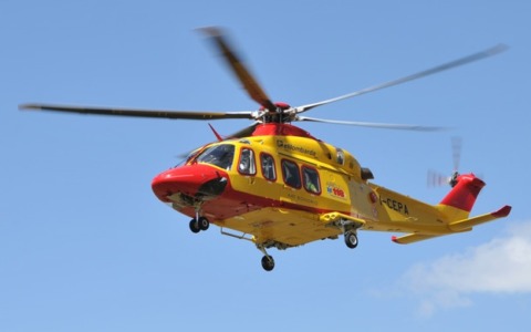 Un uomo muore dopo essere caduto in un dirupo a Scopello