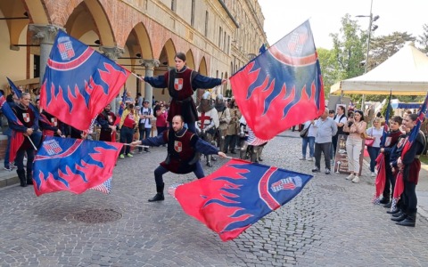 Vercellae Hospitales: un trionfo di storia, colori e tradizione