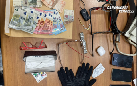 Furto con destrezza ai danni di un’anziana: coppia di malviventi fermata dai Carabinieri a Caresanablot