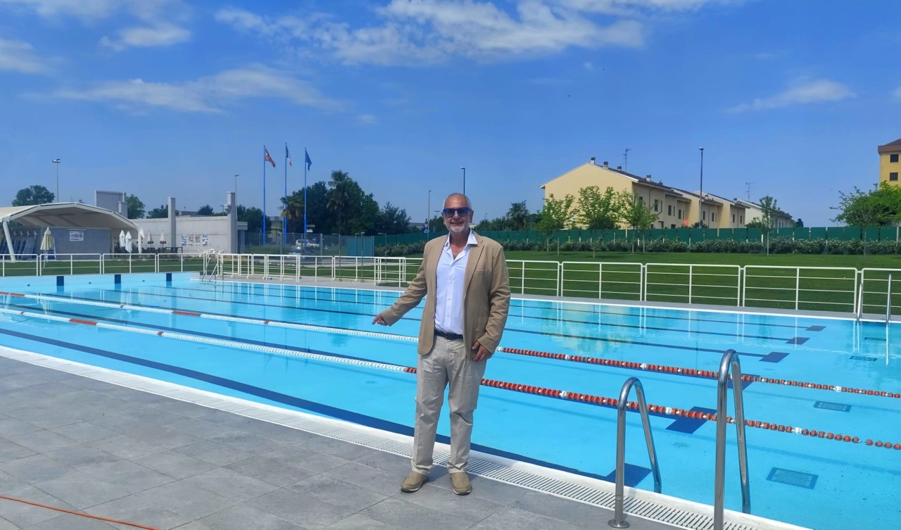 Lunedì 1° giugno riapre la piscina estiva di via Baratto: prezzi e agevolazioni