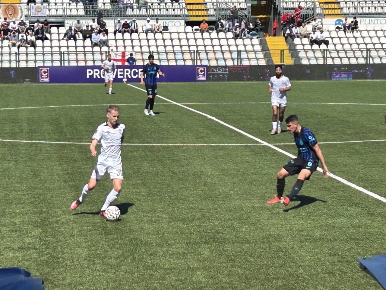 Dean Huiberts lascia la Pro Vercelli e torna in Olanda con l’Helmond Sport
