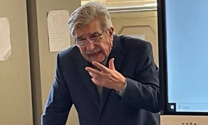 Il professor Angelo Fragonara ci lascia: un grande dolore per la cultura e la scuola vercellese