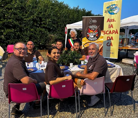 Il Terefest di Santhià celebra la panissa: trionfo per ‘Ja Scapa da Cà’