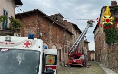 Intervento dei Vigili del Fuoco per soccorrere una persona a Buronzo