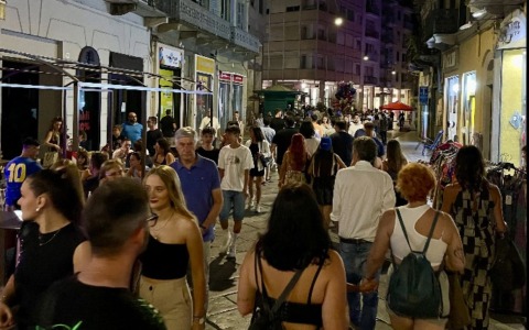 La Notte Bianca di Ascom e Comune attrae migliaia di visitatori