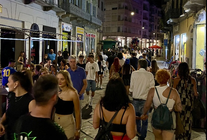 La Notte Bianca di Ascom e Comune attrae migliaia di visitatori