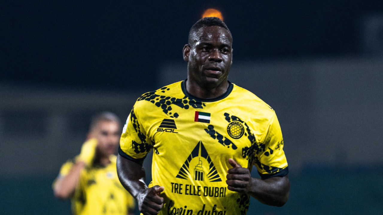 La Pro Vercelli affronta l’Al-Ittifaq di Mario Balotelli a Bruzolo