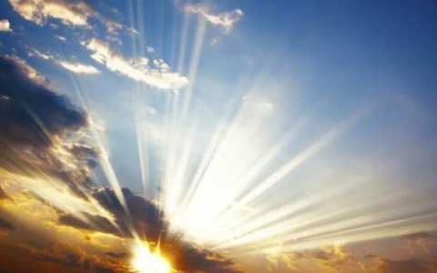 Venerdì di schiarite, weekend soleggiato con temperature fino a 35 gradi a Vercelli