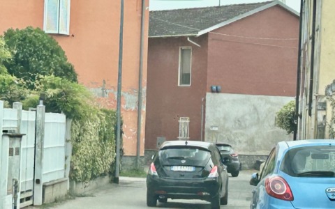 Via Nazario Sauro: una strada pericolosa e trafficata