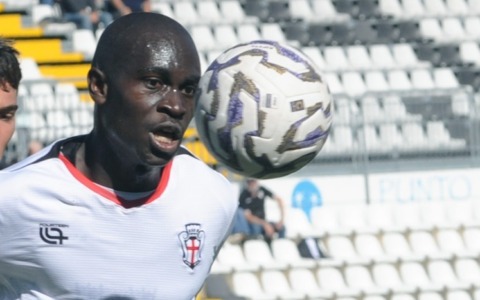 Ufficiale: Jean-Guy Akpa Akpro passa al Grenoble